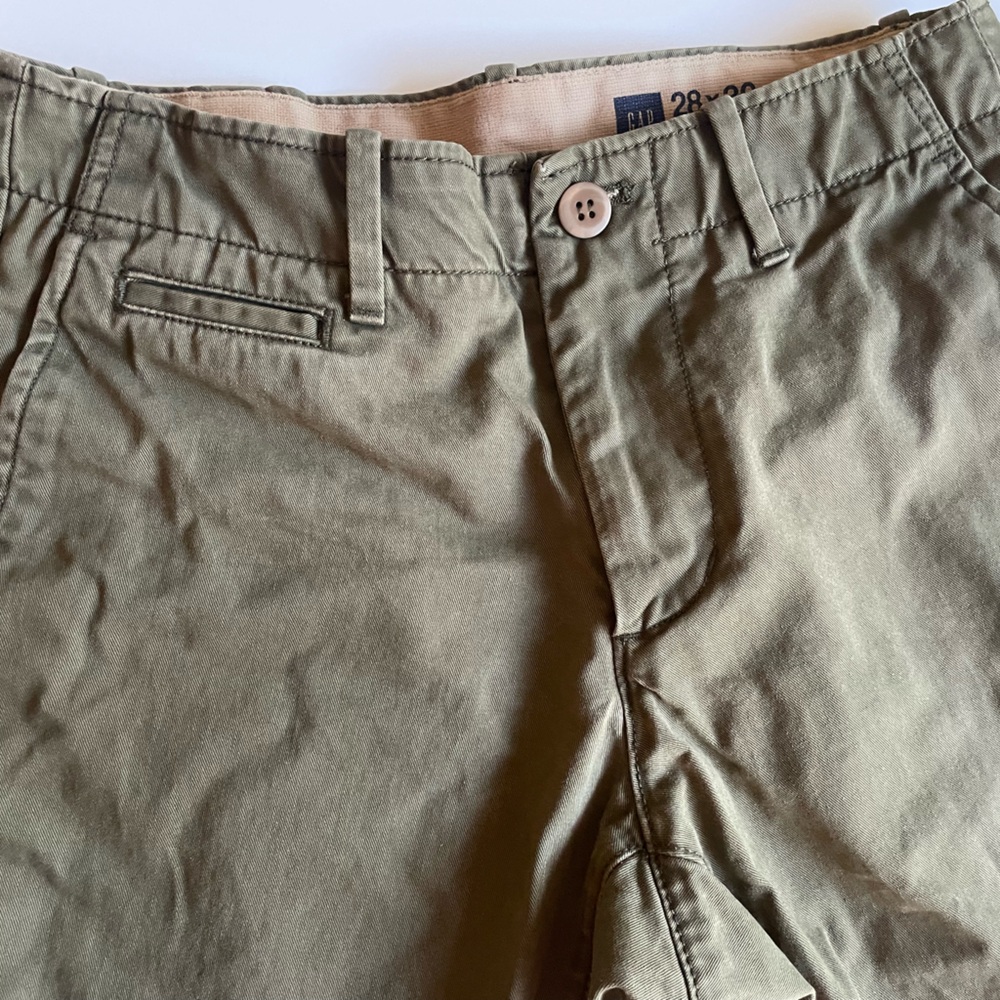Gap men khaki pants